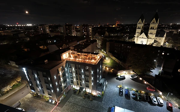 Willa - Hotel Seven Bytom - Bytom - zdjęcie 9